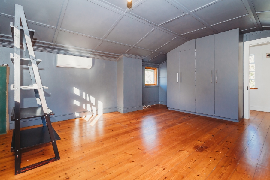 6 Bedroom Property for Sale in Heatherlands Western Cape